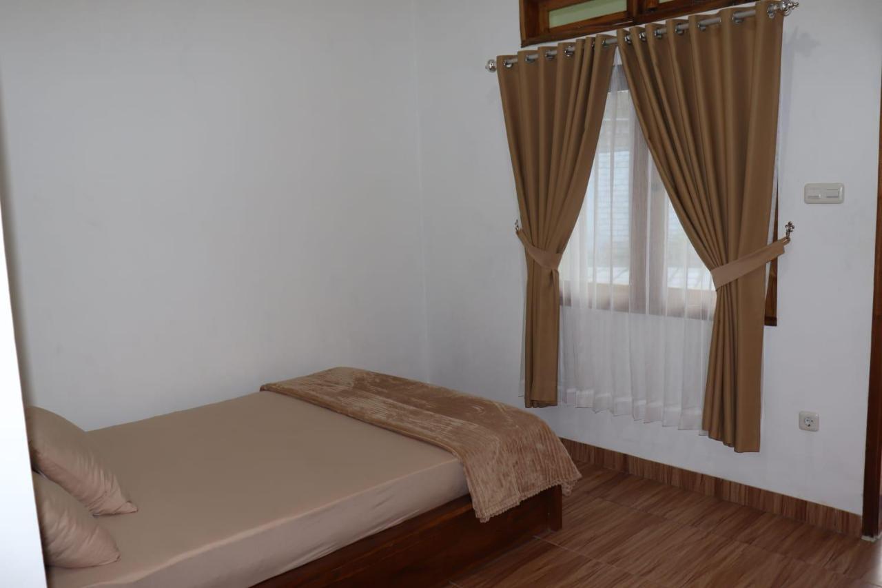 Room 212 Kuta  エクステリア 写真